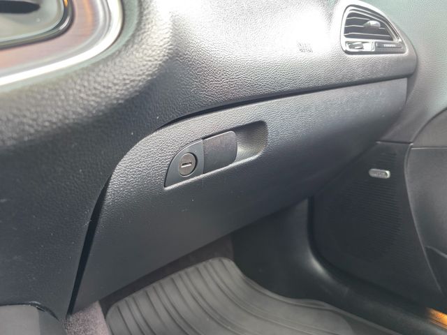 2017 Dodge Challenger R/T Shaker 2017 Dodge Challenger R/T Shaker