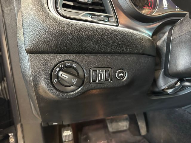 2017 Dodge Challenger R/T HEMI V5.7 V8 | Irving, Texas | Hopper Motorplex 2017 Dodge Challenger R/T HEMI V5.7 V8 | Irving, Texas | Hopper Motorplex