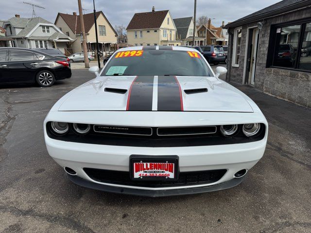 2017 Dodge Challenger SXT