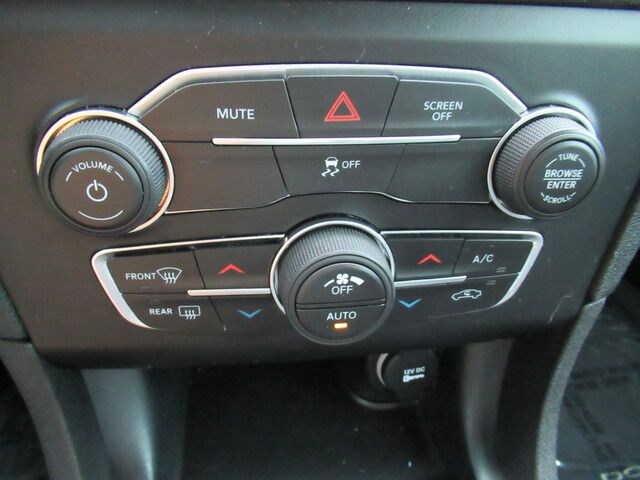 2017 Dodge Charger SXT