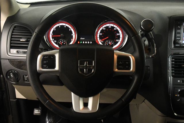 2017 Dodge Grand Caravan SE Plus w/ DvD | Branford, CT | Sound Auto Wholesalers 2017 Dodge Grand Caravan SE Plus w/ DvD | Branford, CT | Sound Auto Wholesalers