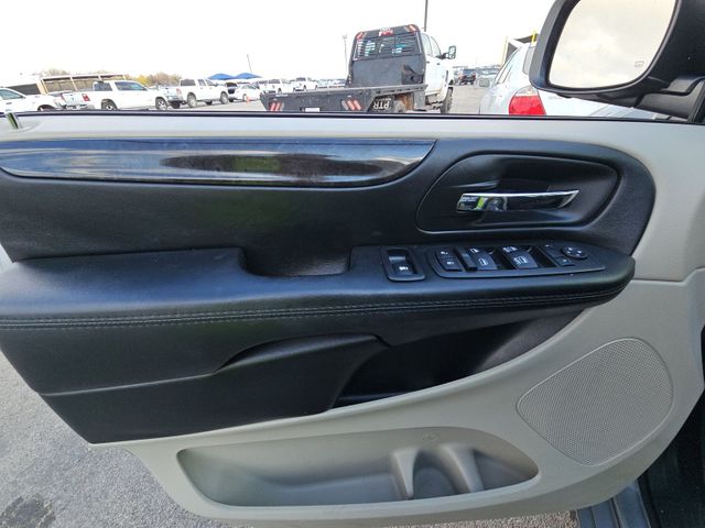 2017 Dodge Grand Caravan handicap wheelchair accessible rear entry van