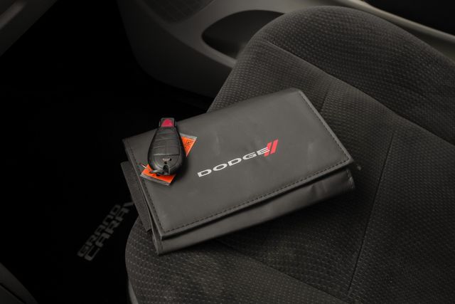 2017 Dodge Grand Caravan SE 7-PASSENGER / CLEAN CARFAX / REAR DVD | Austin, TX | Rocky Mountain Truck Stop Austin