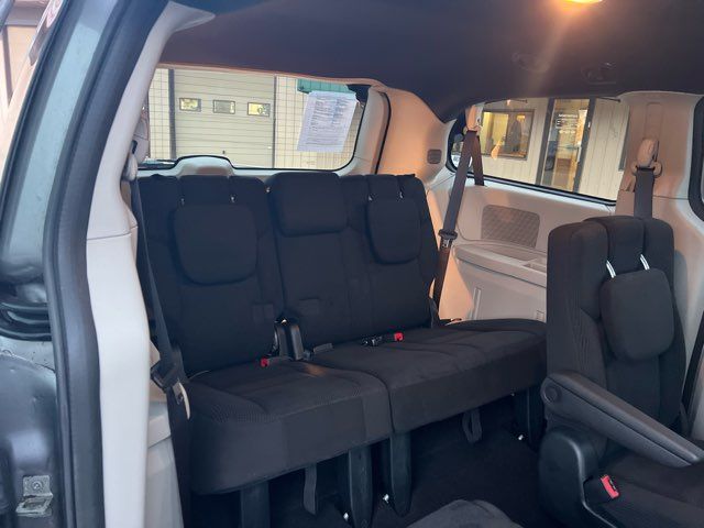 2017 Dodge Grand Caravan SE ONLY 7,000 Miles | Dickinson, ND | Heiser Motors