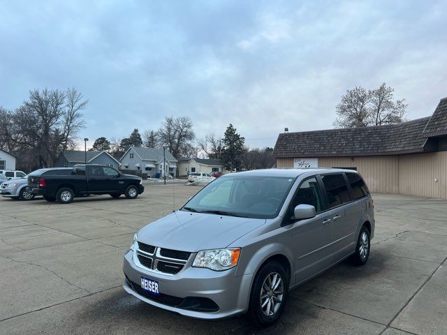 2017 Dodge Grand Caravan SE ONLY 7,000 Miles | Dickinson, ND | Heiser Motors