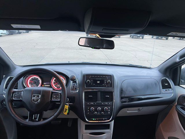 2017 Dodge Grand Caravan SE ONLY 7,000 Miles | Dickinson, ND | Heiser Motors