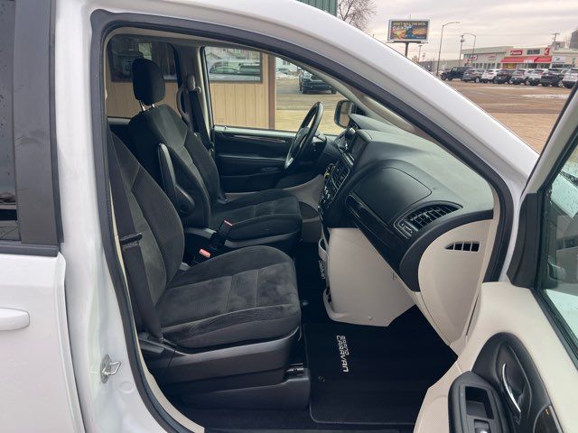 2017 Dodge Grand Caravan SE | Dickinson, ND | Heiser Motors
