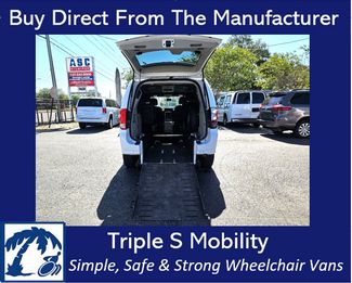 2017 Dodge Grand Caravan Sxt Wheelchair Van Handicap Ramp Van  | Pinellas Park, Florida | Triple S Mobility, Inc