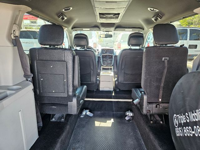 2017 Dodge Grand Caravan SXT Wheelchair Van Handicap Ramp Van