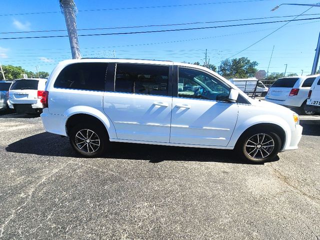 2017 Dodge Grand Caravan SXT Wheelchair Van Handicap Ramp Van