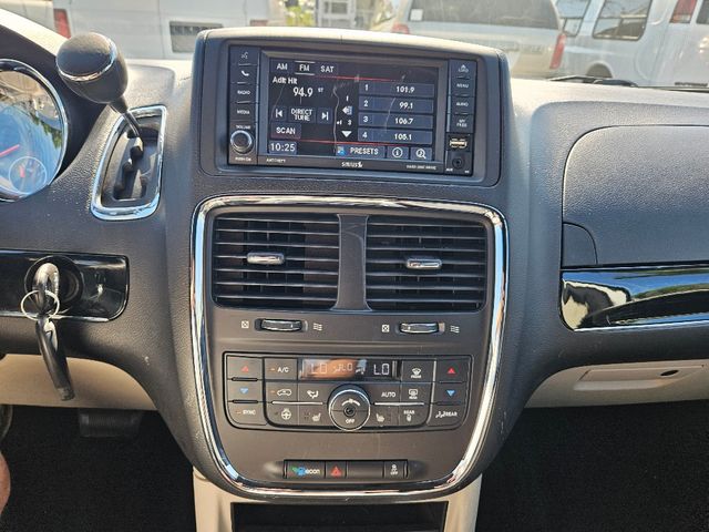 2017 Dodge Grand Caravan SXT Wheelchair Van Handicap Ramp Van