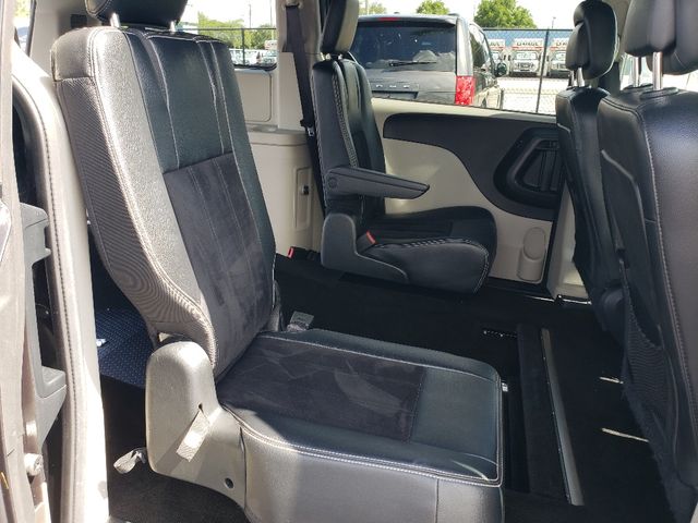 2017 Dodge Grand Caravan SXT Wheelchair Van Handicap Ramp Van