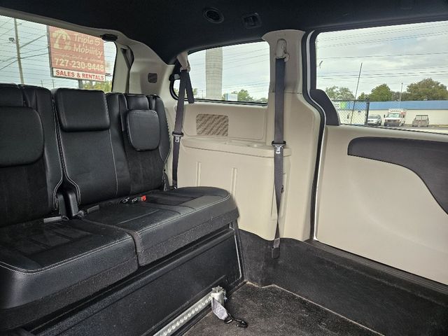 2017 Dodge Grand Caravan SXT Wheelchair Van Handicap Ramp Van
