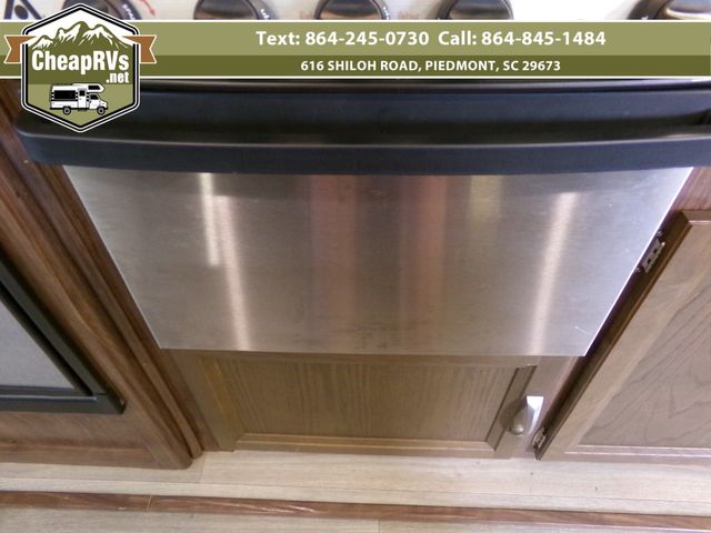 2017 Dutchmen Coleman 3035rl  | Piedmont, SC | Cheap RV's LLC