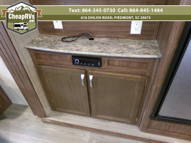 2017 Dutchmen Coleman 3035rl | Piedmont, SC | Cheap RV's LLC 2017 Dutchmen Coleman 3035rl | Piedmont, SC | Cheap RV's LLC