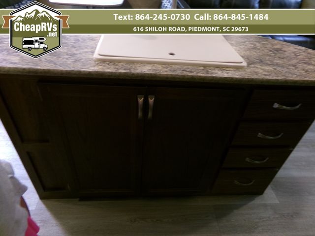 2017 Dutchmen Coleman 3035rl  | Piedmont, SC | Cheap RV's LLC