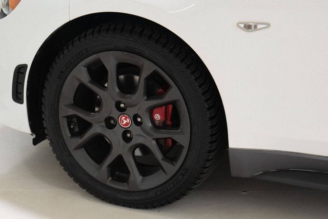 2017 Fiat 124 Spider Abarth 2dr Convertible | Houston, TX | Houston Auto Credit