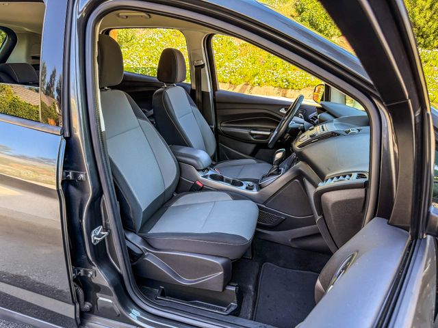 2017 Ford C-MAX Energi SE | Agoura Hills, CA | SoCal Auto Group 2017 Ford C-MAX Energi SE | Agoura Hills, CA | SoCal Auto Group