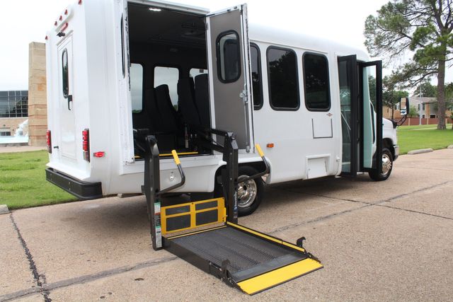 2017 Ford E450 15 Passenger Dimond Coach W/ Wheelchair Lift | Irving, Texas | Lonestar Automart Inc. 2017 Ford E450 15 Passenger Dimond Coach W/ Wheelchair Lift | Irving, Texas | Lonestar Automart Inc.