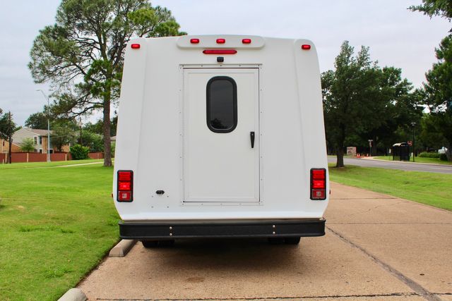 2017 Ford E450 15 Passenger Dimond Coach W/ Wheelchair Lift | Irving, Texas | Lonestar Automart Inc.