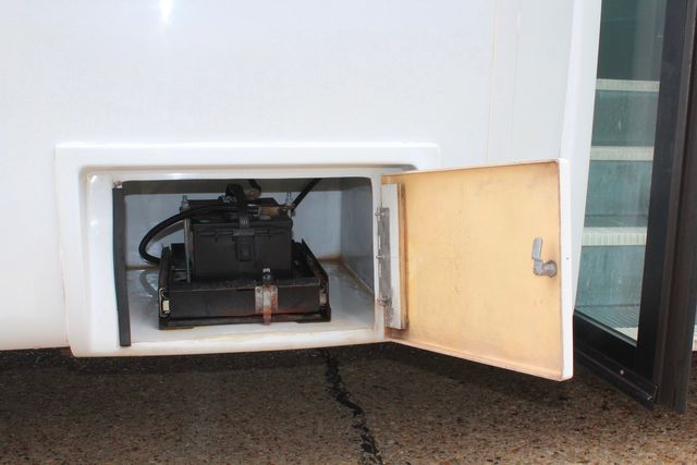 2017 Ford E450 15 Passenger Dimond Coach W/ Wheelchair Lift | Irving, Texas | Lonestar Automart Inc.