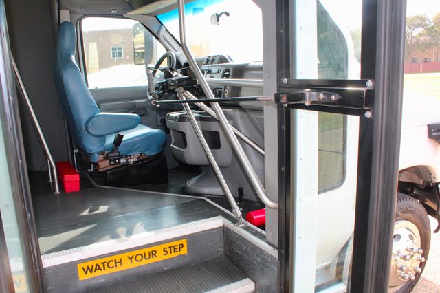 2017 Ford E450 15 Passenger Winnebago Bus With Wheelchair Lift | Irving, Texas | Lonestar Automart Inc. 2017 Ford E450 15 Passenger Winnebago Bus With Wheelchair Lift | Irving, Texas | Lonestar Automart Inc.