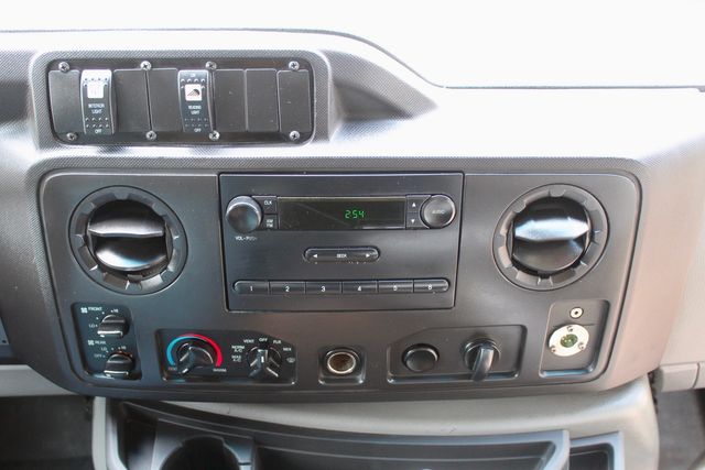 2017 Ford E450 15 Passenger Winnebago Bus With Wheelchair Lift | Irving, Texas | Lonestar Automart Inc. 2017 Ford E450 15 Passenger Winnebago Bus With Wheelchair Lift | Irving, Texas | Lonestar Automart Inc.