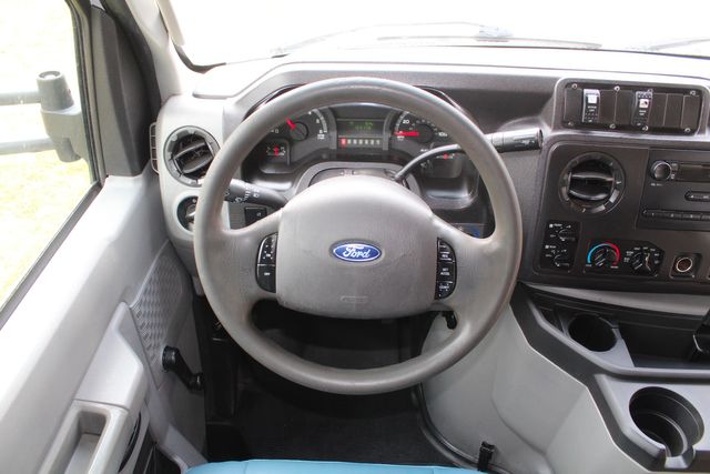 2017 Ford E450 15 Passenger Winnebago Bus With Wheelchair Lift | Irving, Texas | Lonestar Automart Inc. 2017 Ford E450 15 Passenger Winnebago Bus With Wheelchair Lift | Irving, Texas | Lonestar Automart Inc.