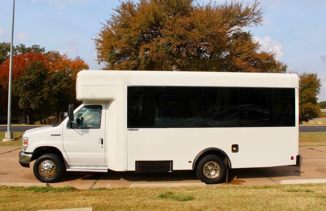 2017 Ford E450 15 Passenger Winnebago Bus With Wheelchair Lift | Irving, Texas | Lonestar Automart Inc. 2017 Ford E450 15 Passenger Winnebago Bus With Wheelchair Lift | Irving, Texas | Lonestar Automart Inc.
