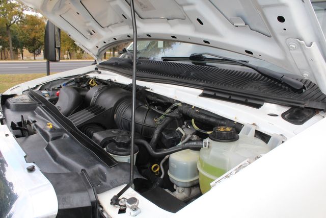 2017 Ford E450 15 Passenger Winnebago Bus With Wheelchair Lift | Irving, Texas | Lonestar Automart Inc. 2017 Ford E450 15 Passenger Winnebago Bus With Wheelchair Lift | Irving, Texas | Lonestar Automart Inc.