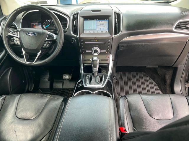 2017 Ford Edge AWD Titanium
