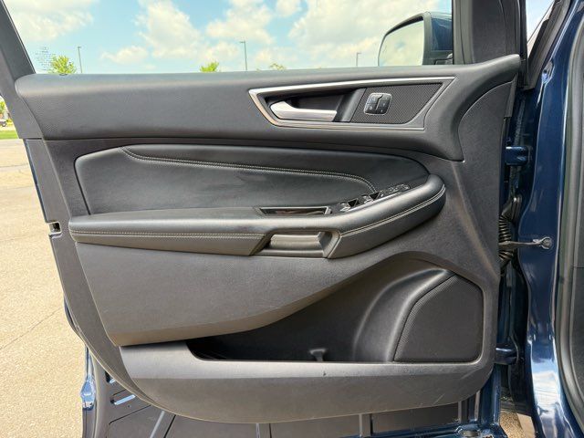 2017 Ford Edge Titanium | Gifford, IL | Trav's Automotive 2017 Ford Edge Titanium | Gifford, IL | Trav's Automotive