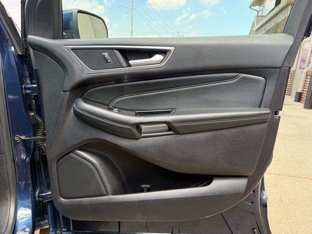 2017 Ford Edge Titanium | Gifford, IL | Trav's Automotive