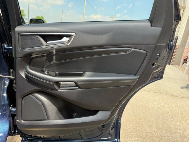 2017 Ford Edge Titanium | Gifford, IL | Trav's Automotive 2017 Ford Edge Titanium | Gifford, IL | Trav's Automotive