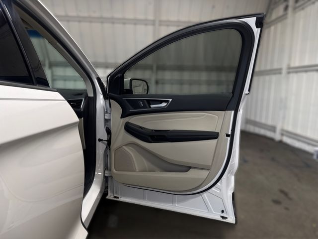 2017 Ford EDGE TITANIUM 2017 Ford EDGE TITANIUM