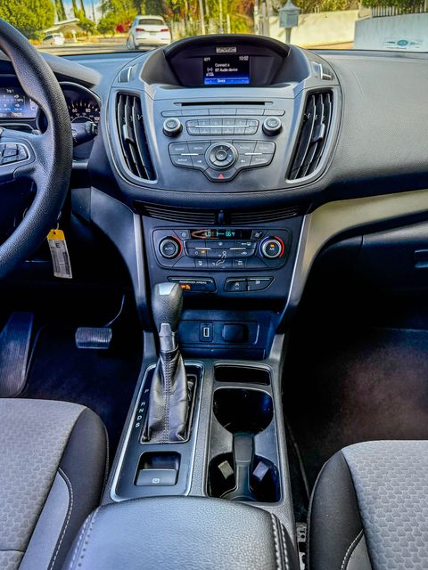 2017 Ford Escape SE - 91K MILES | Agoura Hills, CA | SoCal Auto Group 2017 Ford Escape SE - 91K MILES | Agoura Hills, CA | SoCal Auto Group