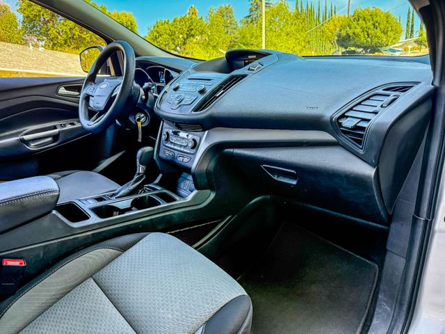 2017 Ford Escape SE - 91K MILES | Agoura Hills, CA | SoCal Auto Group 2017 Ford Escape SE - 91K MILES | Agoura Hills, CA | SoCal Auto Group