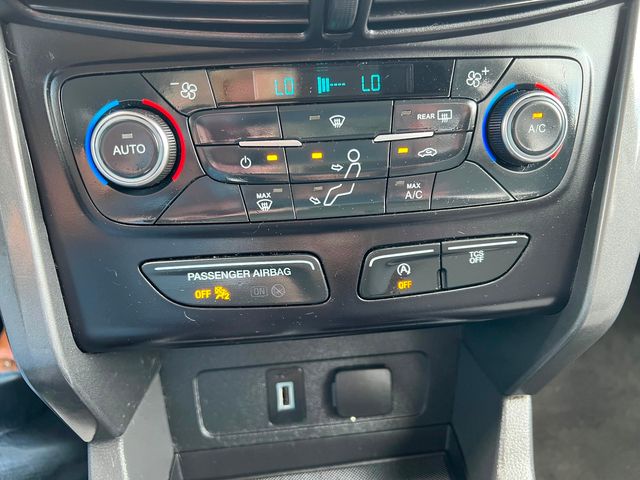 2017 Ford Escape 4WD SE