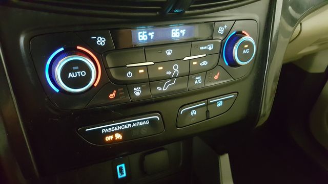 2017 Ford Escape Titanium | Carrollton, TX | Legend Motorcars of Carrollton