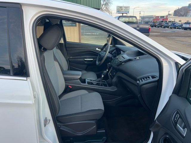 2017 Ford Escape SE | Dickinson, ND | Heiser Motors 2017 Ford Escape SE | Dickinson, ND | Heiser Motors