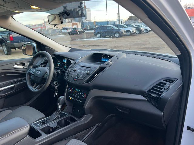 2017 Ford Escape SE | Dickinson, ND | Heiser Motors 2017 Ford Escape SE | Dickinson, ND | Heiser Motors