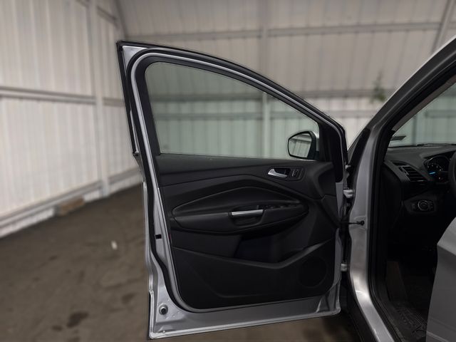 2017 Ford ESCAPE SE | Houston, TX | Texas Star Motors