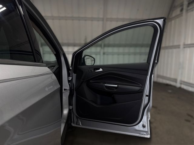 2017 Ford ESCAPE SE | Houston, TX | Texas Star Motors 2017 Ford ESCAPE SE | Houston, TX | Texas Star Motors