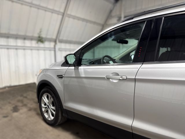 2017 Ford ESCAPE SE | Houston, TX | Texas Star Motors 2017 Ford ESCAPE SE | Houston, TX | Texas Star Motors