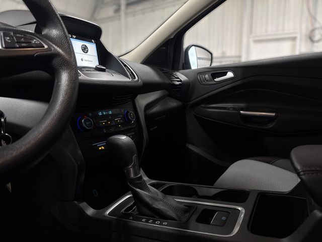 2017 Ford ESCAPE SE | Houston, TX | Texas Star Motors