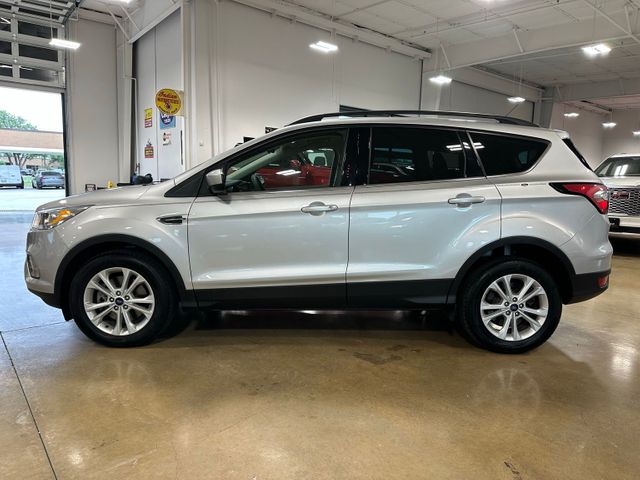 2017 Ford Escape SE 4WD | Irving, Texas | Hopper Motorplex 2017 Ford Escape SE 4WD | Irving, Texas | Hopper Motorplex