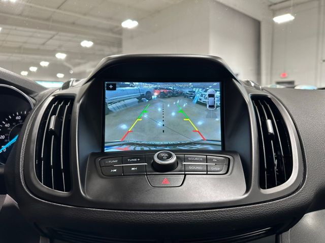 2017 Ford Escape SE 4WD | Irving, Texas | Hopper Motorplex 2017 Ford Escape SE 4WD | Irving, Texas | Hopper Motorplex