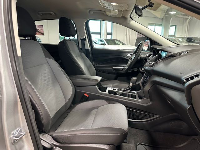 2017 Ford Escape SE 4WD | Irving, Texas | Hopper Motorplex
