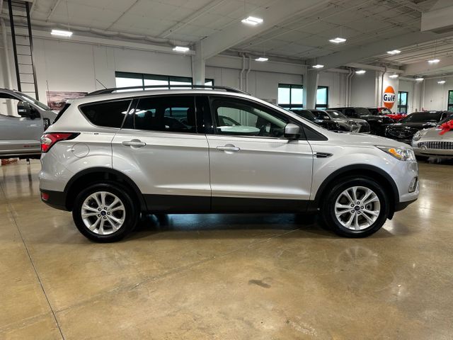2017 Ford Escape SE 4WD | Irving, Texas | Hopper Motorplex 2017 Ford Escape SE 4WD | Irving, Texas | Hopper Motorplex