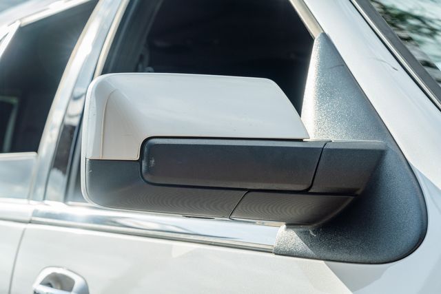 2017 Ford Expedition Limited 4X4 / 7 PASSENGER / LOADED / CLEAN CARFAX | Austin, TX | Rocky Mountain Truck Stop Austin 2017 Ford Expedition Limited 4X4 / 7 PASSENGER / LOADED / CLEAN CARFAX | Austin, TX | Rocky Mountain Truck Stop Austin